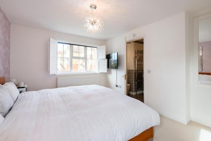 Bienvenue In Newhaven Luxury Superking Or Standard Or Budget Rooms Exterior photo