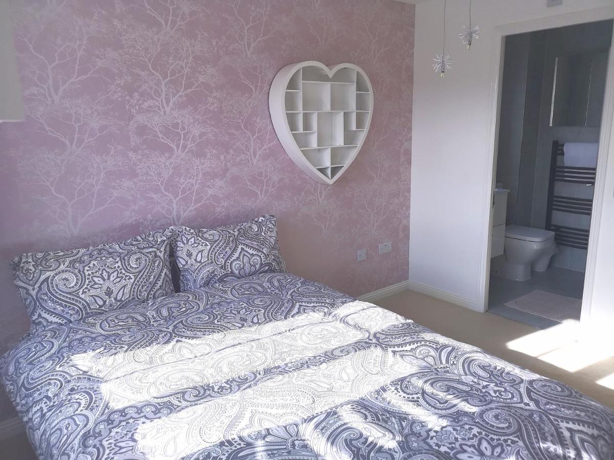 Bienvenue In Newhaven Luxury Superking Or Standard Or Budget Rooms Exterior photo